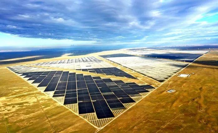 中國(guó)十三省最大光伏電站在這里！欽州康熙嶺的光伏電站能排上號(hào)了嗎？