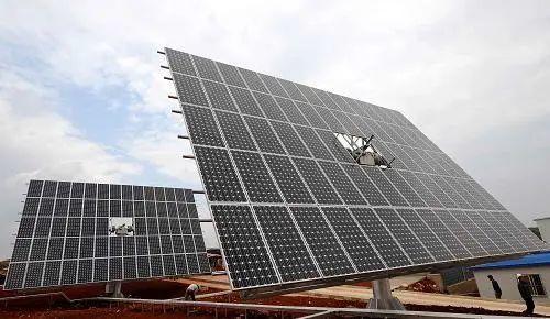 中國(guó)十三省最大光伏電站在這里！欽州康熙嶺的光伏電站能排上號(hào)了嗎？