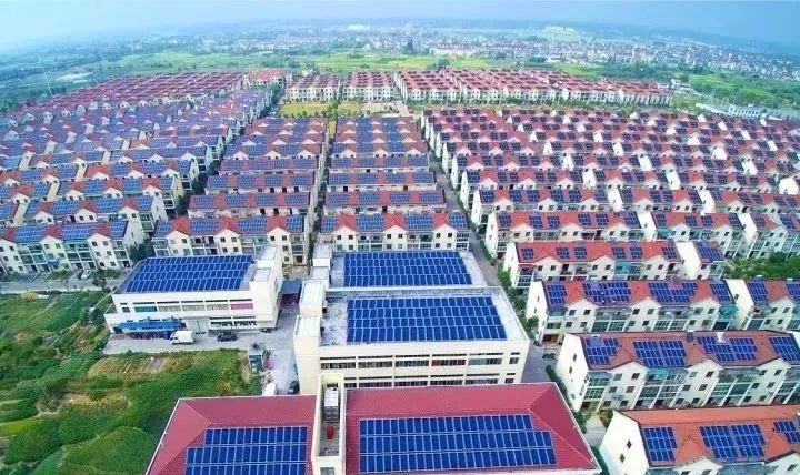光伏發(fā)電“租房頂、免費(fèi)裝”新套路，警惕陰陽(yáng)合同，天上不會(huì)掉餡餅！
