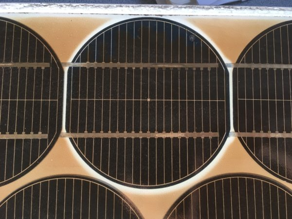 光伏發(fā)電超25年最新證據(jù)：40歲的老電站還在發(fā)電！